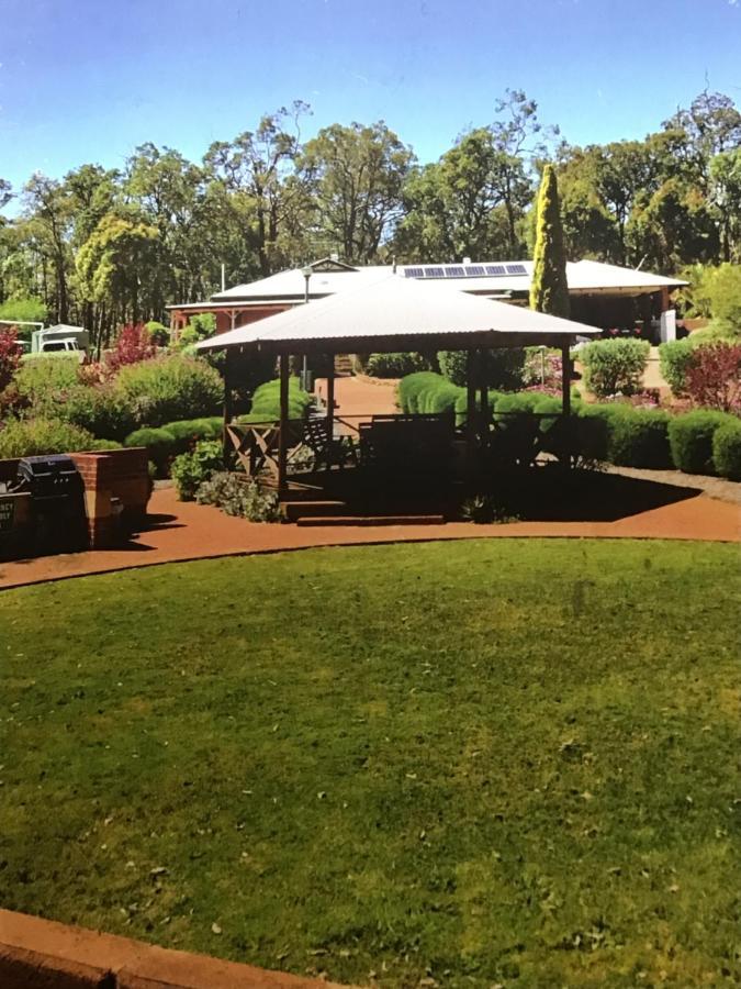 Travellers Rest Motel Mundaring Exterior foto